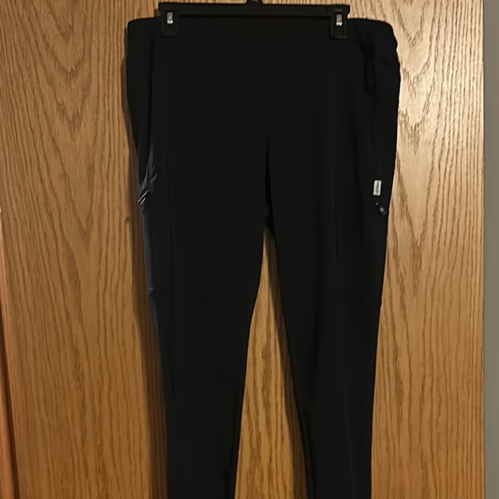Magellan Outdoors Black Leggings